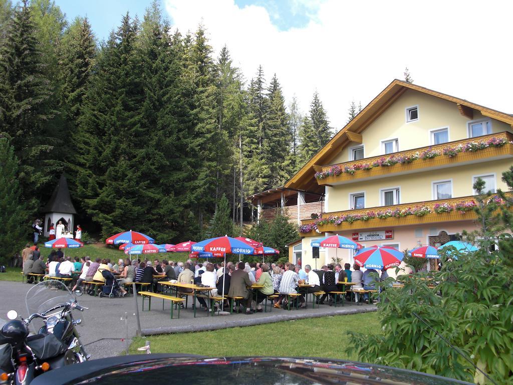 Hotel Gasthof Buchbauer Bad Sankt Leonhard im Lavanttal Bagian luar foto